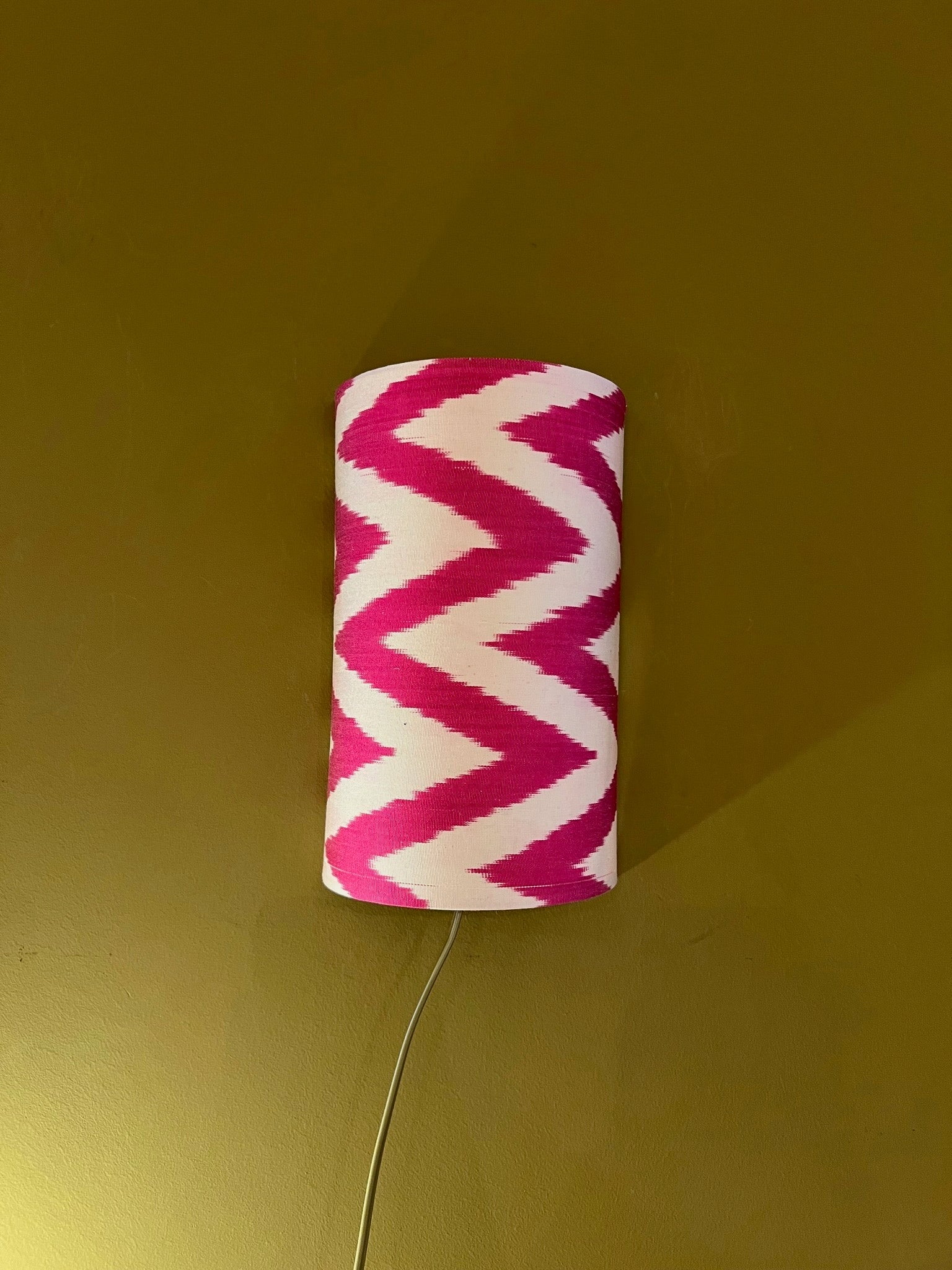 Fuchsia Pink Zigzag | Wall Light