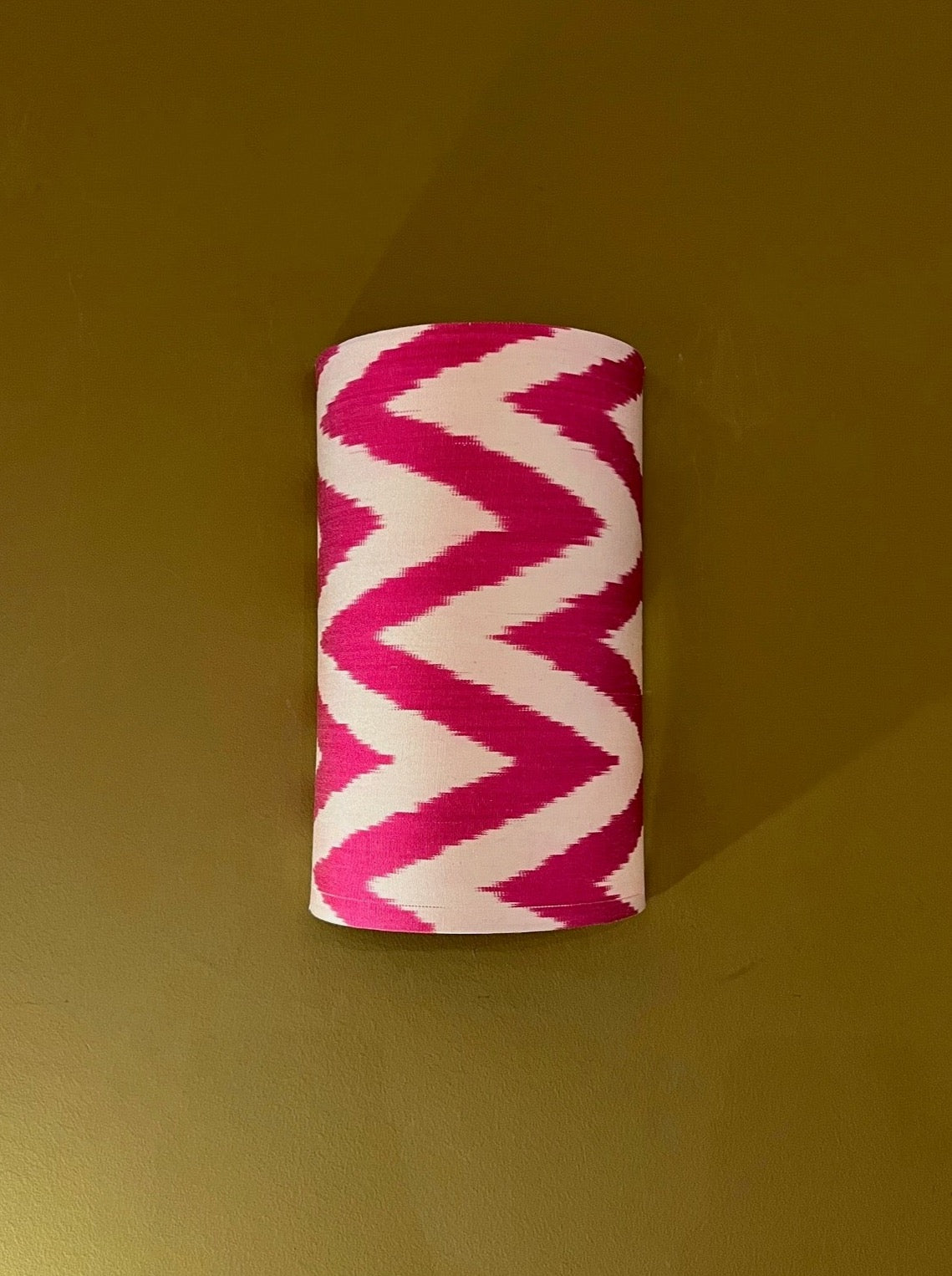 Fuchsia Pink Zigzag | Wall Light