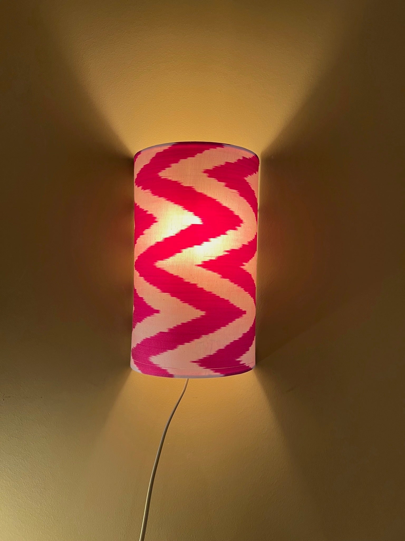 Fuchsia Pink Zigzag | Wall Light